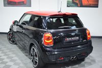 USED 2017 67 MINI HATCH JOHN COOPER WORKS 2.0 JOHN COOPER WORKS 3d 228 BHP HEADS UP / H&K / CHILLI PACK
