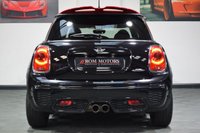USED 2017 67 MINI HATCH JOHN COOPER WORKS 2.0 JOHN COOPER WORKS 3d 228 BHP HEADS UP / H&K / CHILLI PACK