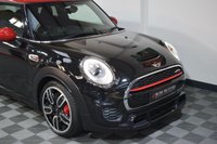 USED 2017 67 MINI HATCH JOHN COOPER WORKS 2.0 JOHN COOPER WORKS 3d 228 BHP HEADS UP / H&K / CHILLI PACK