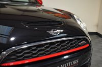 USED 2017 67 MINI HATCH JOHN COOPER WORKS 2.0 JOHN COOPER WORKS 3d 228 BHP HEADS UP / H&K / CHILLI PACK