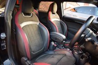 USED 2017 67 MINI HATCH JOHN COOPER WORKS 2.0 JOHN COOPER WORKS 3d 228 BHP HEADS UP / H&K / CHILLI PACK