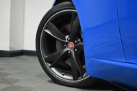 USED 2017 17 JAGUAR F-TYPE 3.0 V6 R-DYNAMIC 2d 336 BHP PAN ROOF / CARBON 20" ALLOYS