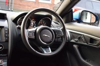 USED 2017 17 JAGUAR F-TYPE 3.0 V6 R-DYNAMIC 2d 336 BHP PAN ROOF / CARBON 20" ALLOYS