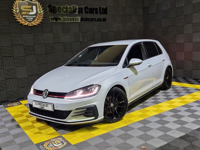 2017 67 Volkswagen Golf 2.0 GTI TSI DSG 5d 227 BHP
