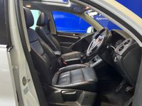 USED 2016 16 VOLKSWAGEN TIGUAN 2.0 TDI BlueMotion Tech Match Edition SUV 5dr Diesel Manual 4WD Euro 6 (s/s) (150 ps) PanRoof,Sat Nav,Heated Leather