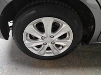 USED 2011 61 HONDA JAZZ 1.3 I-VTEC ES 5d 98 BHP Only 22,000 Miles