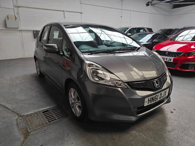 2011 61 Honda Jazz 1.3 I-VTEC ES 5d 98 BHP