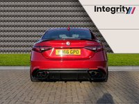 USED 2017 66 ALFA ROMEO GIULIA 2.9 V6 BITURBO QUADRIFOGLIO 4d 503 BHP 7" TFT DRIVER INFORMATION CLUSTER - BI XENON HEADLIGHTS - ALFA CONNECT 3D NAVIGATION - FRONT AND REAR PARKING SENSORS - DAB RADIO - 19" 5 HOLE ALLOY WHEELS DARK FINISH - BLIND SPOT MONITORING