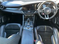 USED 2017 66 ALFA ROMEO GIULIA 2.9 V6 BITURBO QUADRIFOGLIO 4d 503 BHP 7" TFT DRIVER INFORMATION CLUSTER - BI XENON HEADLIGHTS - ALFA CONNECT 3D NAVIGATION - FRONT AND REAR PARKING SENSORS - DAB RADIO - 19" 5 HOLE ALLOY WHEELS DARK FINISH - BLIND SPOT MONITORING