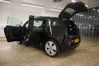 USED 2017 17 BMW I3 0.6 I3 RANGE EXTENDER 94AH 5d 168 BHP FANTASTIC SPEC WITH LOADS OF FACTORY EXTRAS, LOW MILES AND ONE OWNER FROM NEW