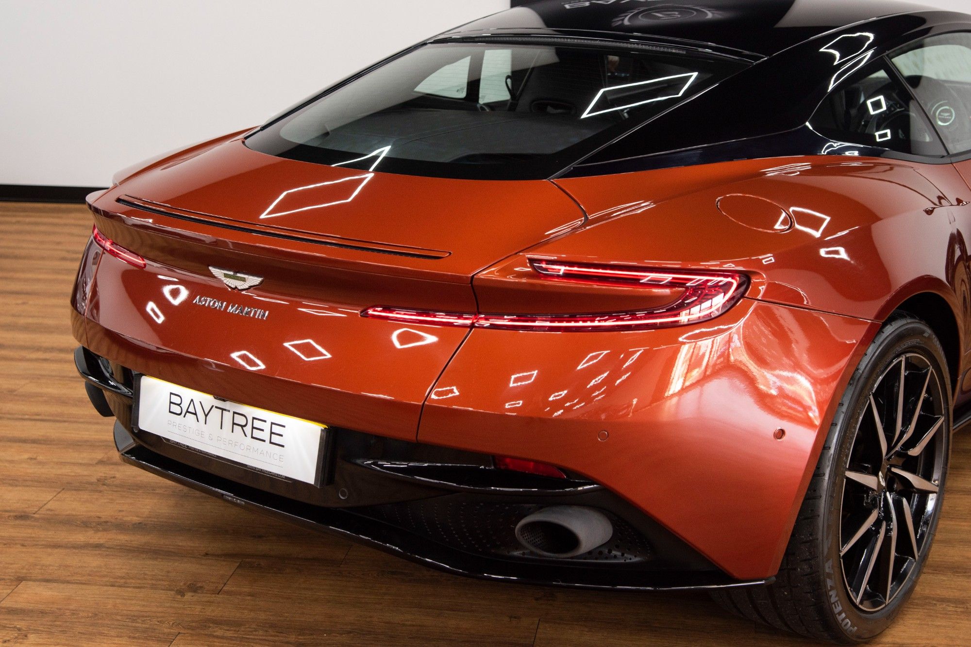 USED 2016 66 ASTON MARTIN DB11 5.2 V12 