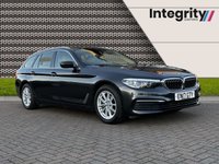 USED 2017 17 BMW 5 SERIES 2.0 520D SE TOURING 5d 188 BHP PROFESSIONAL NAVIGATION  - BLUETOOTH HANDSFREE - DAB RADIO - POWER TAILGATE - FRONT AND REAR SENSOR - HEATED FRONT SEATS - FINELINE WOOD TRIM