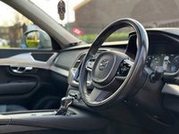 USED 2015 65 VOLVO XC90 2.0 D5 MOMENTUM AWD 5d 222 BHP 