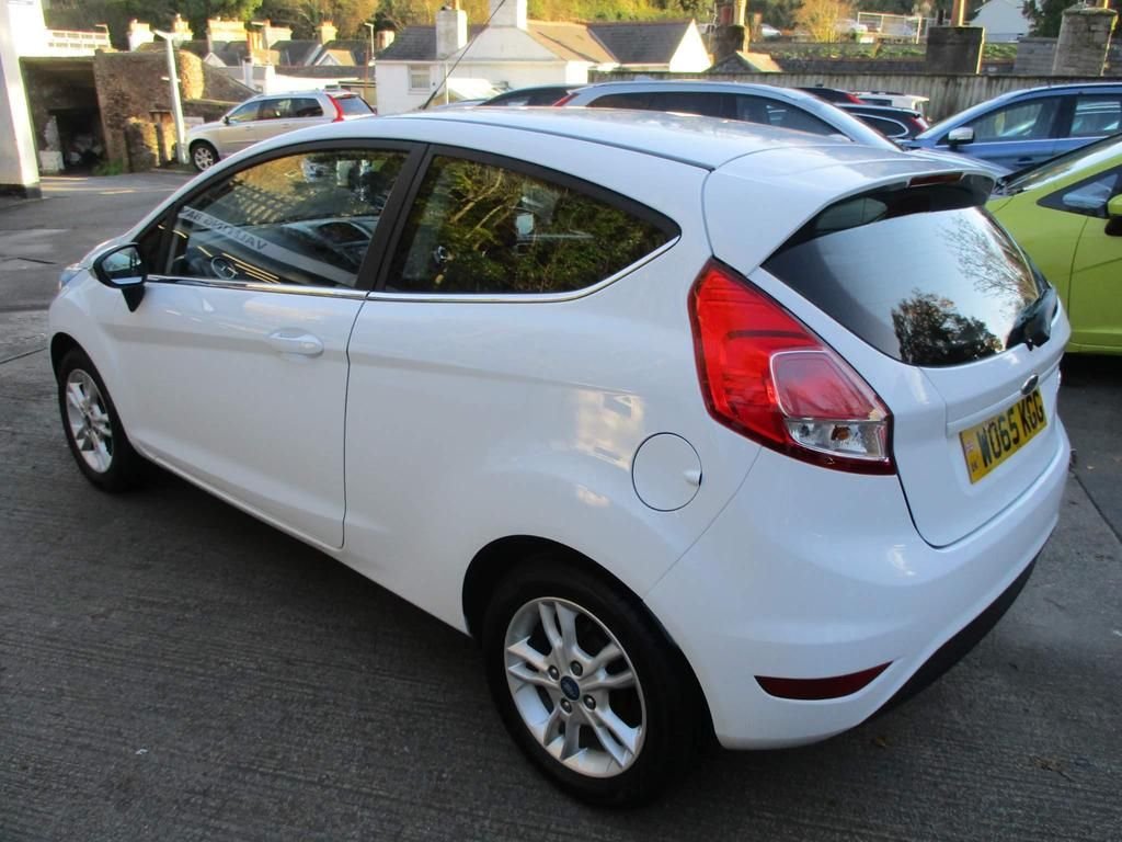 USED 2016 65 FORD FIESTA 1.2 ZETEC 3d 81 BHP FULL SERVICE HISTORY