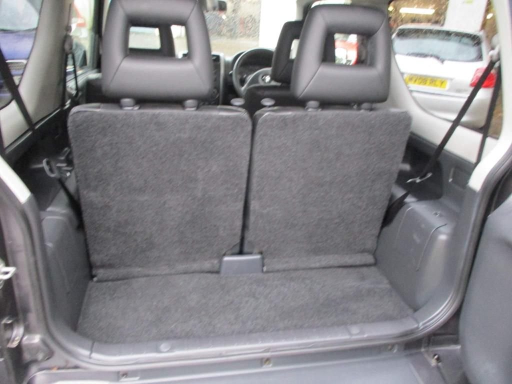 USED 2010 60 SUZUKI JIMNY 1.3 SZ4 3d 85 BHP 62000 MILES FULL SERV HISTORY