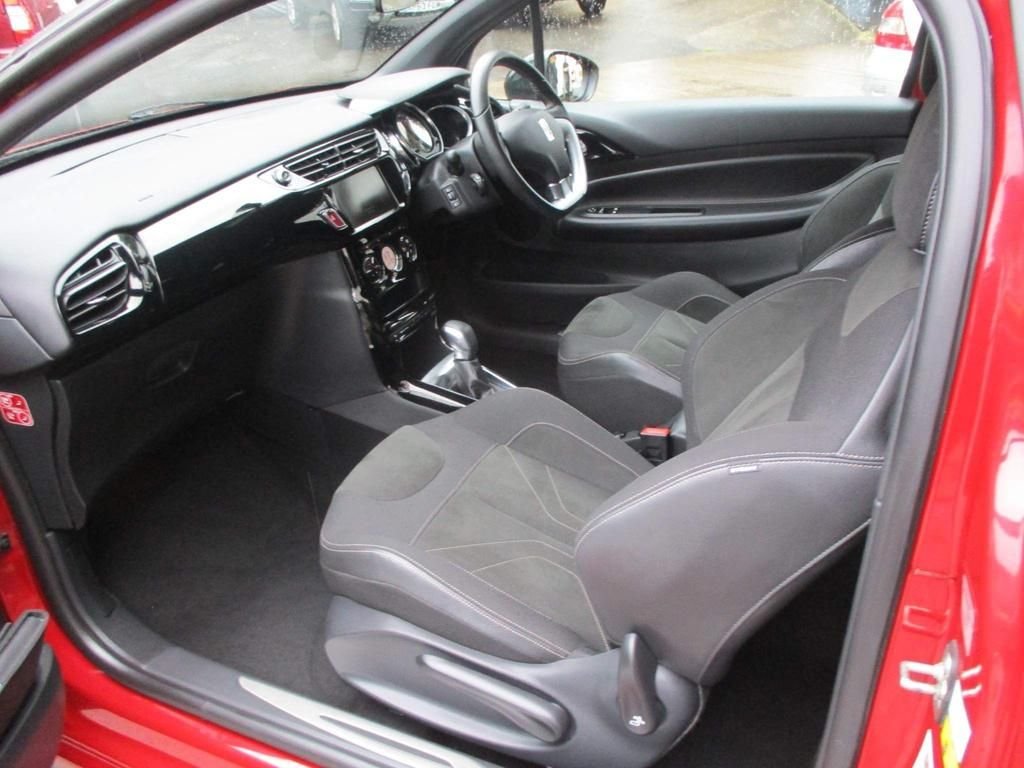 USED 2017 17 DS DS 3 1.2 PURETECH ELEGANCE S/S EAT6 3d 109 BHP RARE AUTOMATIC