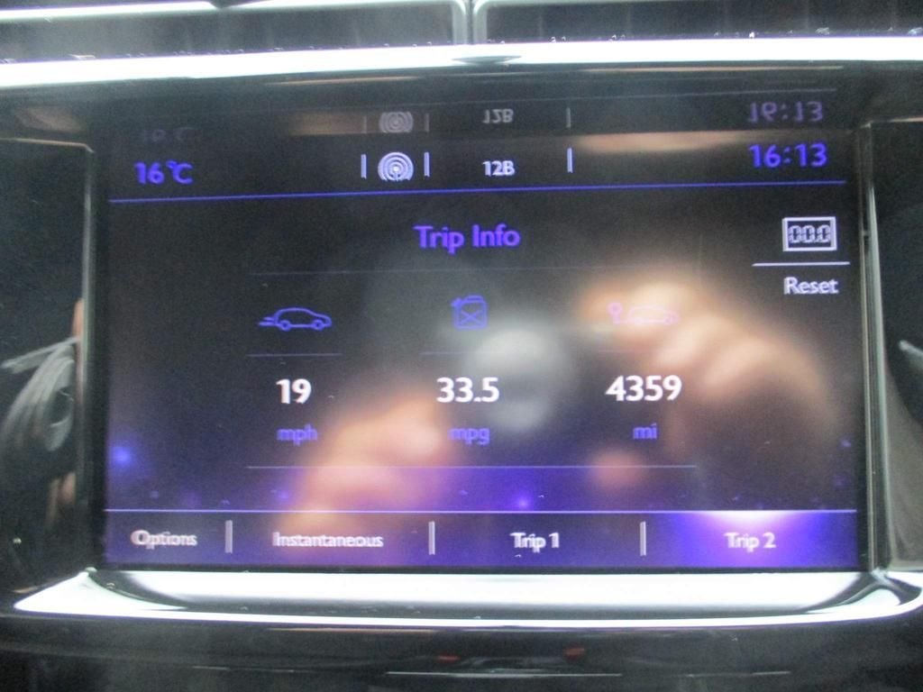 USED 2017 17 DS DS 3 1.2 PURETECH ELEGANCE S/S EAT6 3d 109 BHP RARE AUTOMATIC