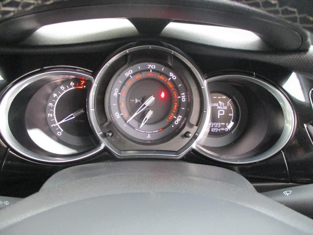USED 2017 17 DS DS 3 1.2 PURETECH ELEGANCE S/S EAT6 3d 109 BHP RARE AUTOMATIC