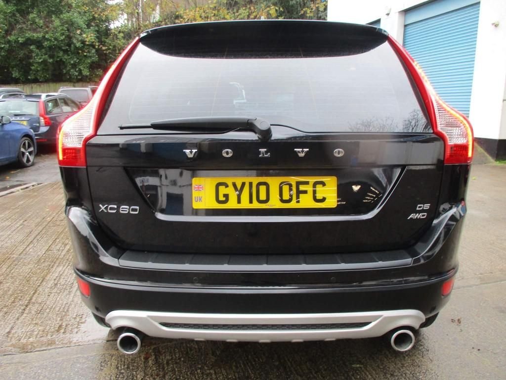 USED 2010 10 VOLVO XC60 2.4 D5 R-DESIGN SE AWD 5d 205 BHP 68000 MILES ONLY