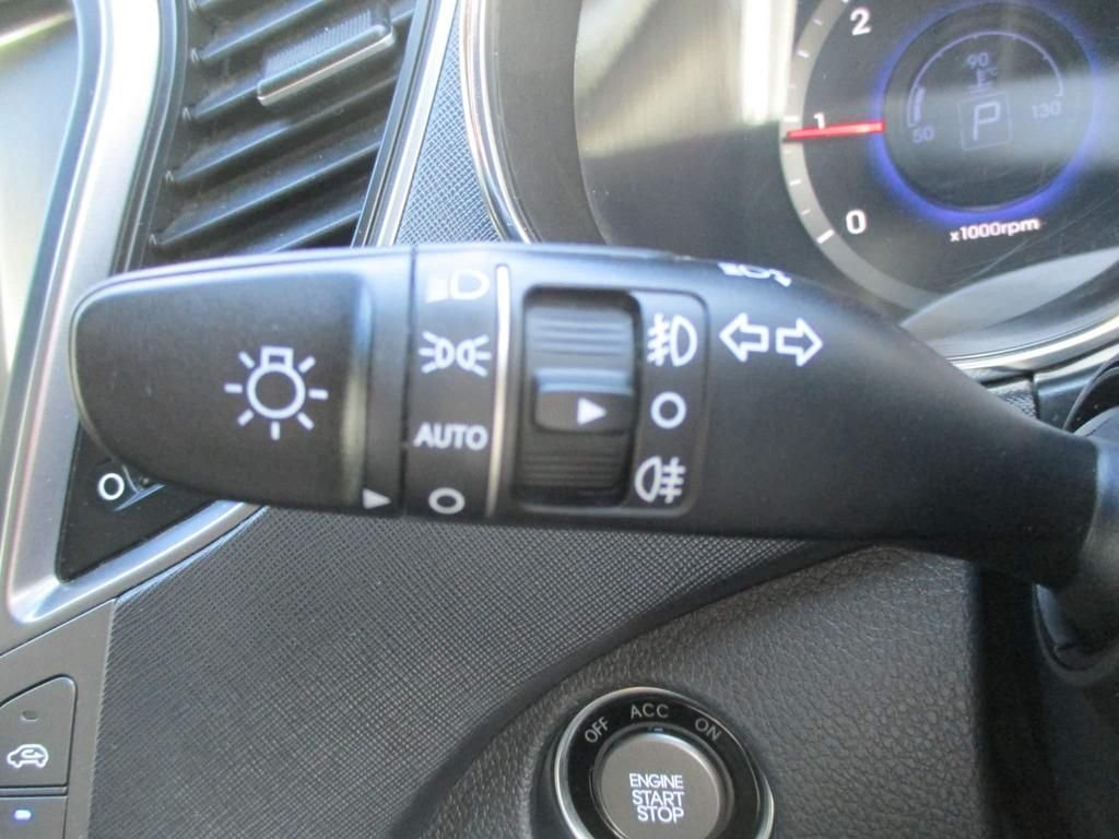USED 2013 13 HYUNDAI SANTA FE 2.2 PREMIUM SE CRDI 5d 194 BHP PAN ROOF + SAT NAV