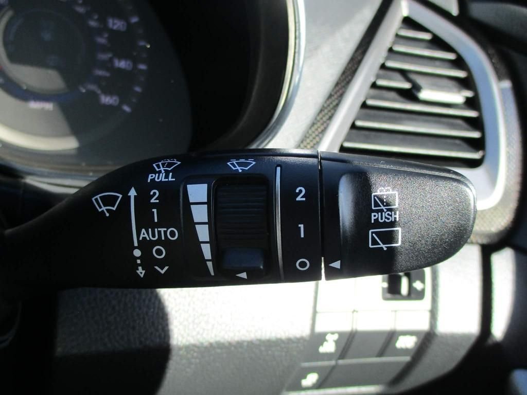 USED 2013 13 HYUNDAI SANTA FE 2.2 PREMIUM SE CRDI 5d 194 BHP PAN ROOF + SAT NAV