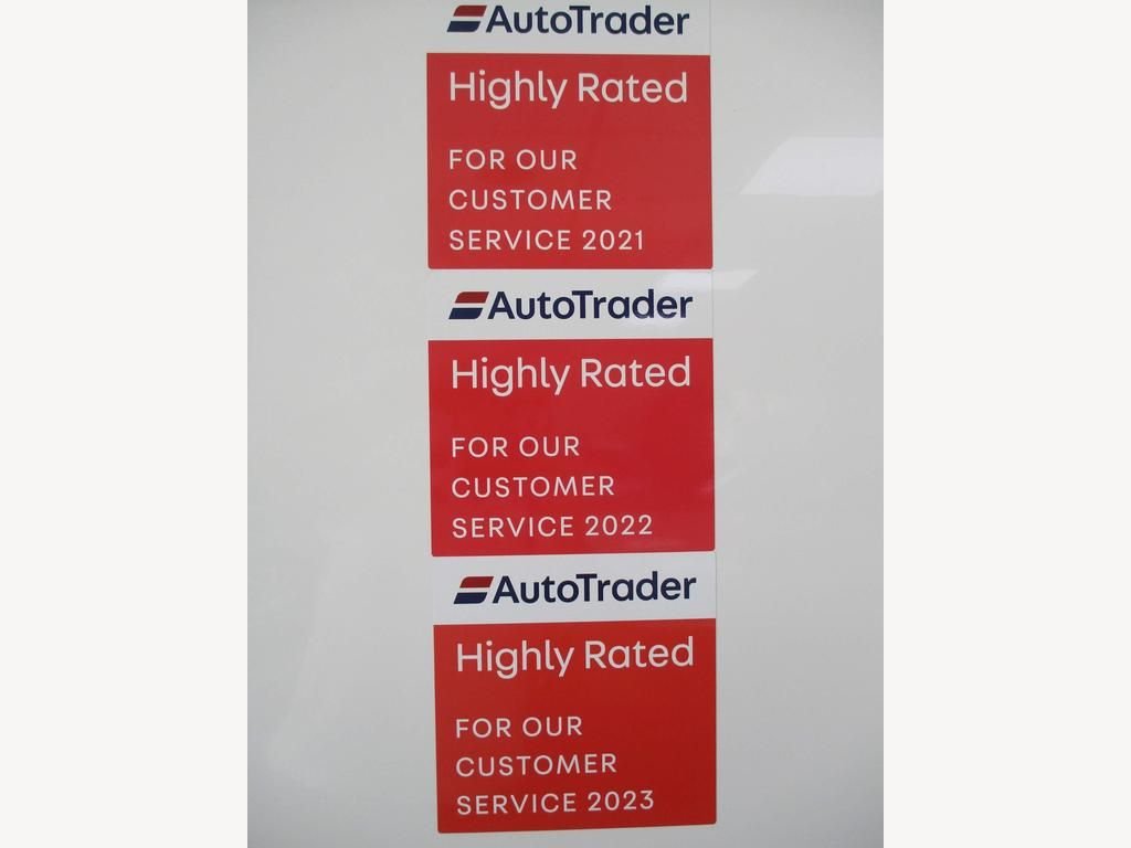 USED 2013 13 HYUNDAI SANTA FE 2.2 PREMIUM SE CRDI 5d 194 BHP PAN ROOF + SAT NAV