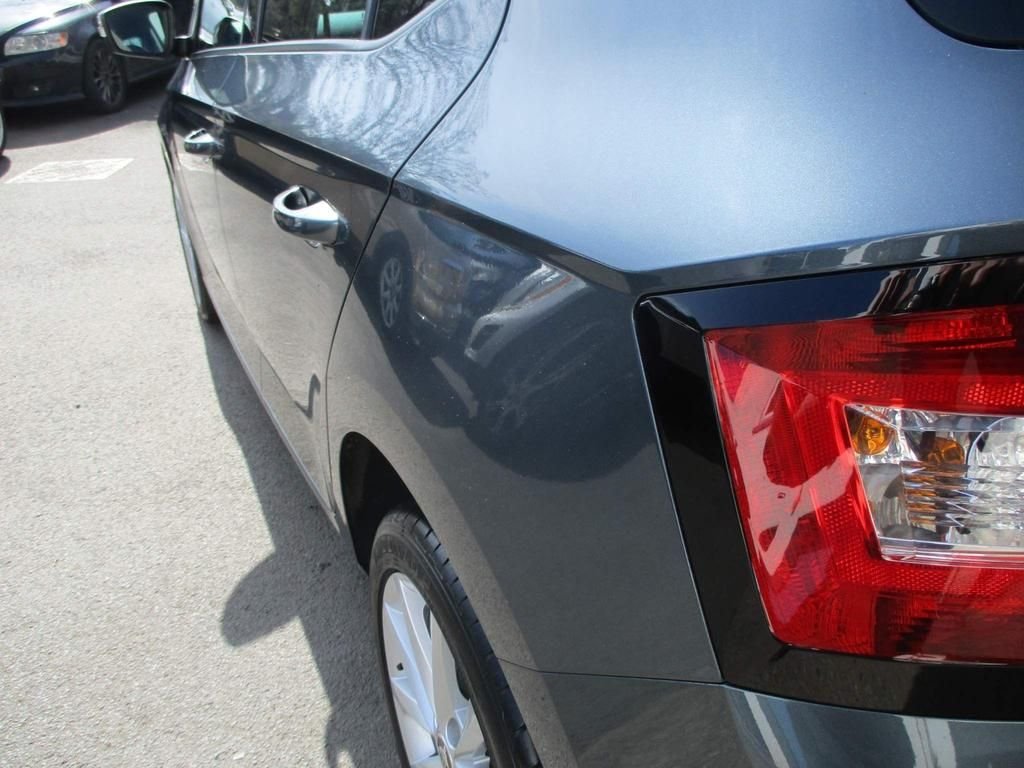 USED 2019 69 SKODA FABIA 1.0 COLOUR EDITION TSI 5d 94 BHP 29000 MILES DAB AUDIO