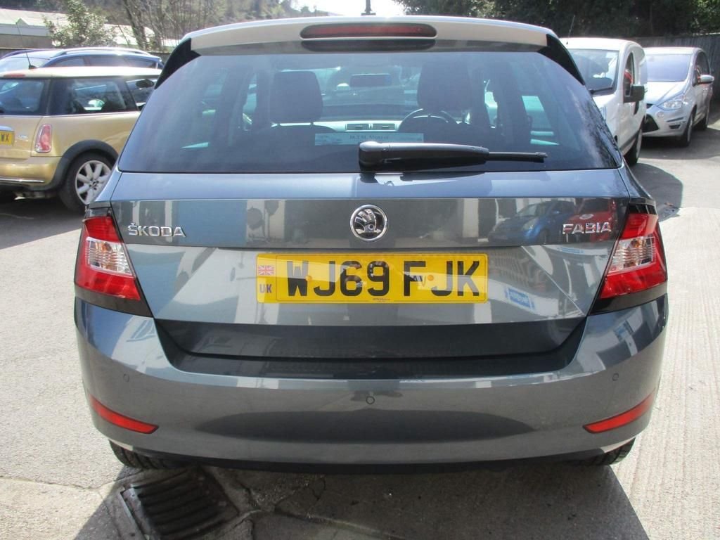 USED 2019 69 SKODA FABIA 1.0 COLOUR EDITION TSI 5d 94 BHP 29000 MILES DAB AUDIO