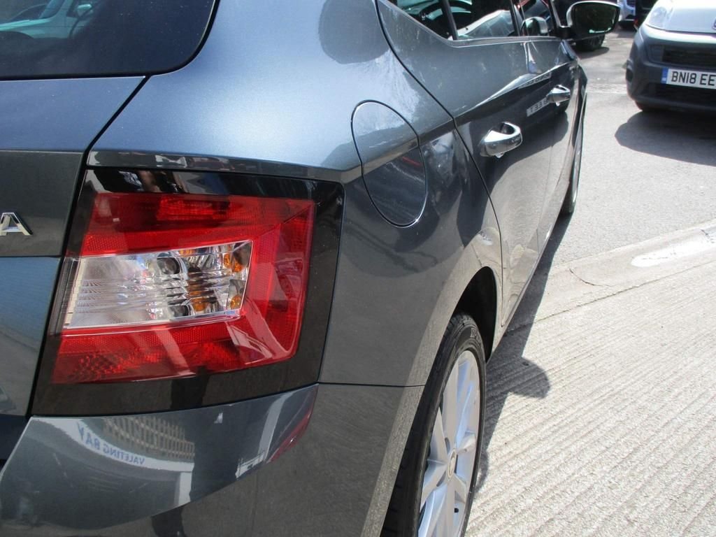 USED 2019 69 SKODA FABIA 1.0 COLOUR EDITION TSI 5d 94 BHP 29000 MILES DAB AUDIO