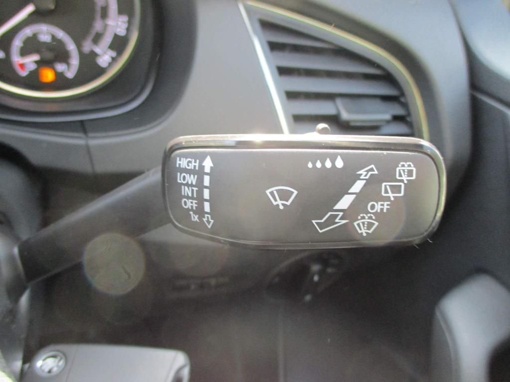 USED 2019 69 SKODA FABIA 1.0 COLOUR EDITION TSI 5d 94 BHP 29000 MILES DAB AUDIO