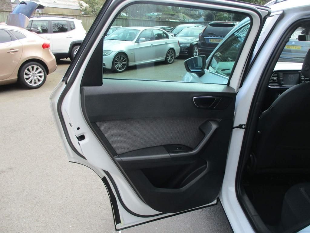 USED 2019 68 SEAT ATECA 1.6 TDI XCELLENCE 5d 114 BHP FULL SERV HISTORY NEW CAMBELT