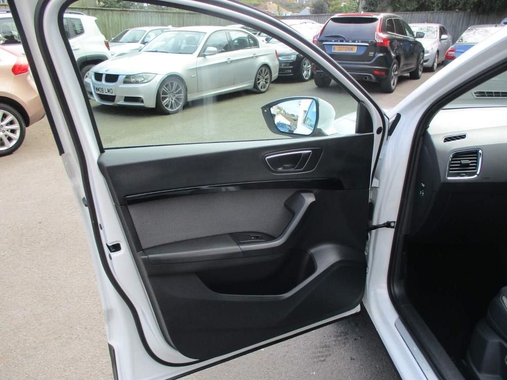 USED 2019 68 SEAT ATECA 1.6 TDI XCELLENCE 5d 114 BHP FULL SERV HISTORY NEW CAMBELT