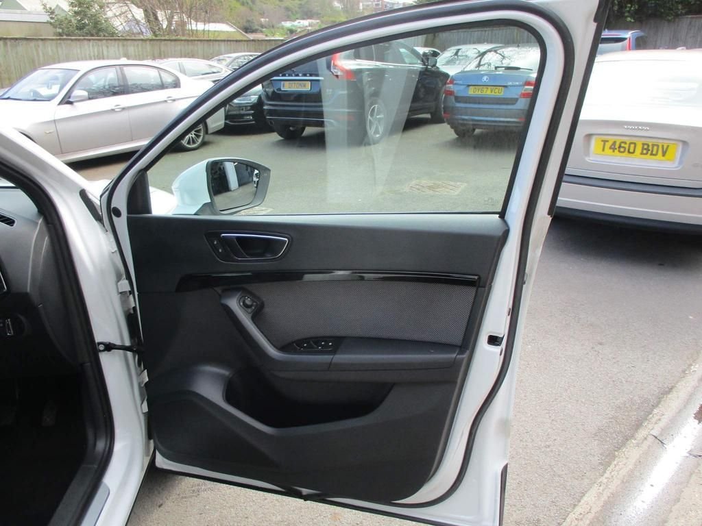 USED 2019 68 SEAT ATECA 1.6 TDI XCELLENCE 5d 114 BHP FULL SERV HISTORY NEW CAMBELT