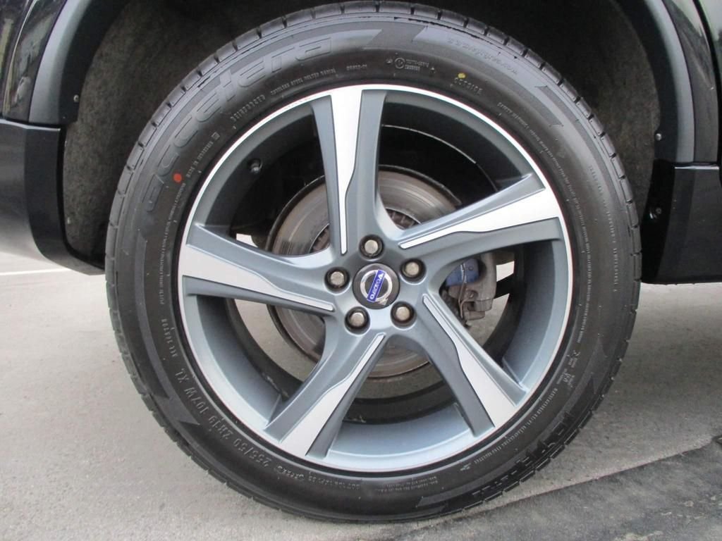 USED 2014 14 VOLVO XC90 2.4 D5 R-DESIGN NAV AWD 5d 200 BHP 61000 MILES R DESIGN