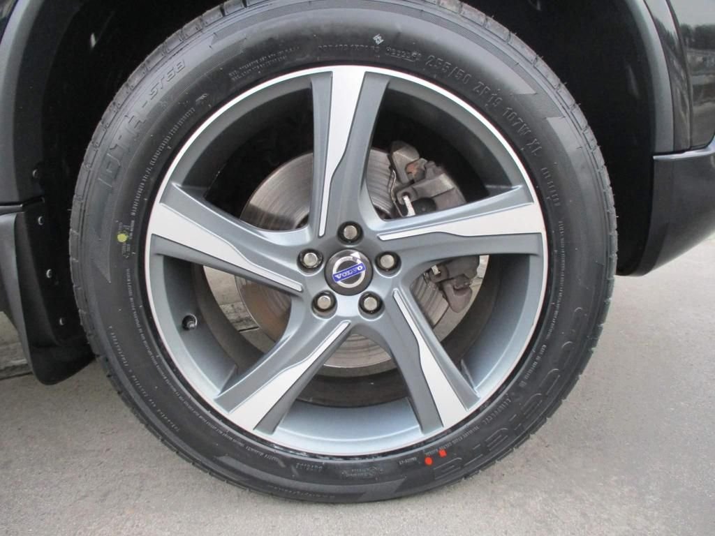USED 2014 14 VOLVO XC90 2.4 D5 R-DESIGN NAV AWD 5d 200 BHP 61000 MILES R DESIGN
