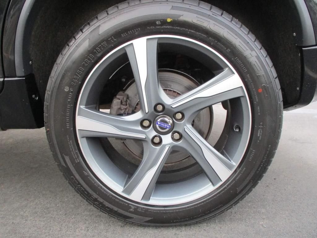 USED 2014 14 VOLVO XC90 2.4 D5 R-DESIGN NAV AWD 5d 200 BHP 61000 MILES R DESIGN