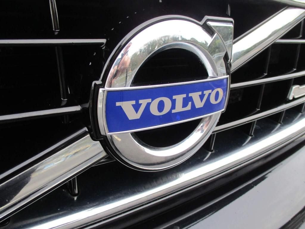 USED 2014 14 VOLVO XC90 2.4 D5 R-DESIGN NAV AWD 5d 200 BHP 61000 MILES R DESIGN