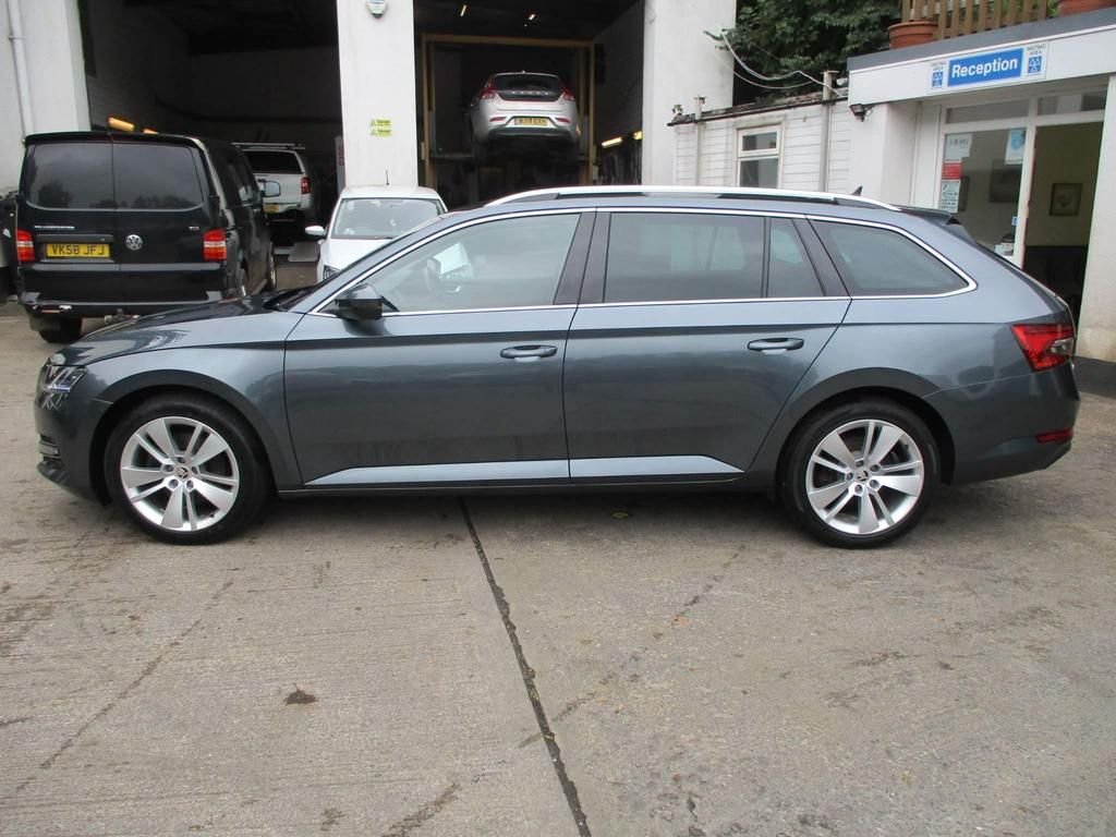 USED 2020 20 SKODA SUPERB 2.0 SE L TDI 5d 148 BHP FULL SERVICE HISTORY