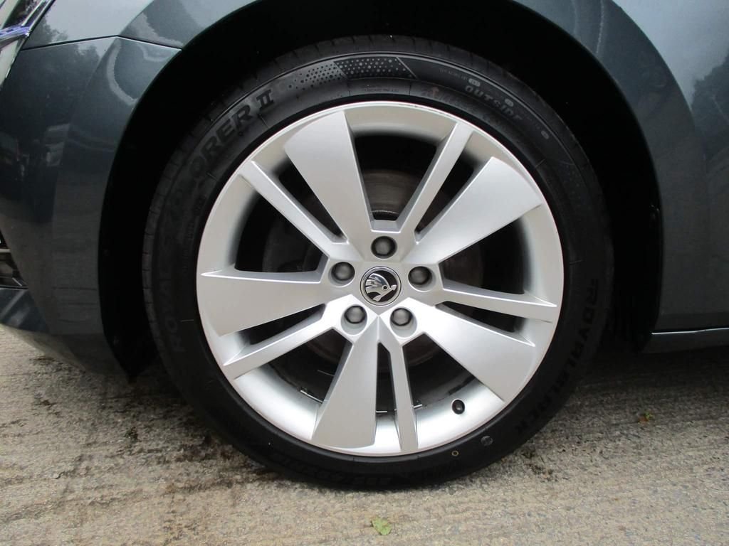 USED 2020 20 SKODA SUPERB 2.0 SE L TDI 5d 148 BHP FULL SERVICE HISTORY
