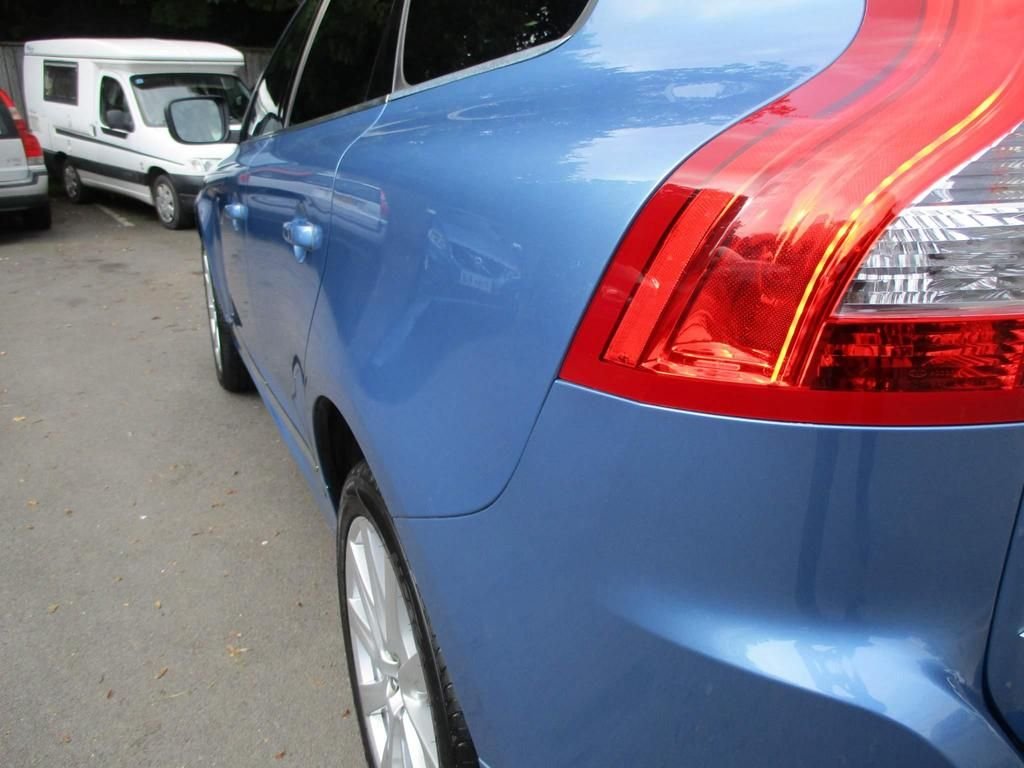 USED 2016 66 VOLVO XC60 2.4 D5 SE LUX NAV AWD 5d 217 BHP DRIVERS SUPPORT PACK