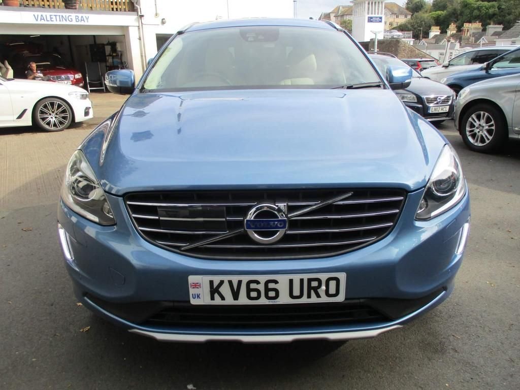USED 2016 66 VOLVO XC60 2.4 D5 SE LUX NAV AWD 5d 217 BHP DRIVERS SUPPORT PACK