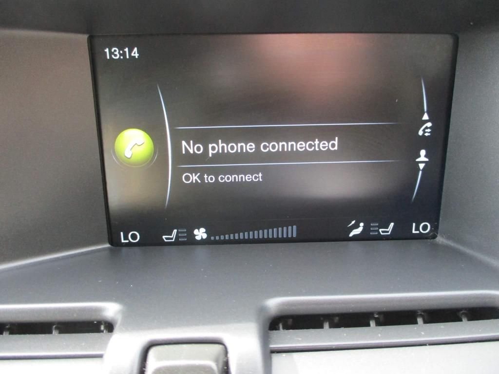 USED 2016 66 VOLVO XC60 2.4 D5 SE LUX NAV AWD 5d 217 BHP DRIVERS SUPPORT PACK
