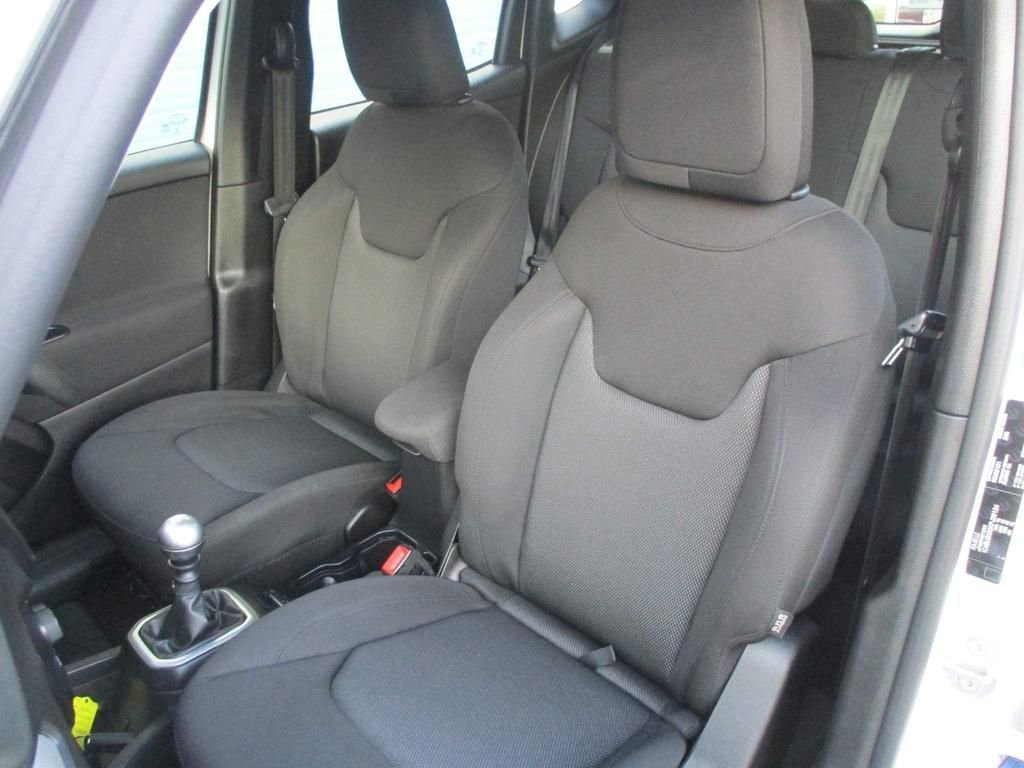 USED 2019 68 JEEP RENEGADE 1.0 LONGITUDE 5d 118 BHP 36500 MILES WITH FULL HISTORY