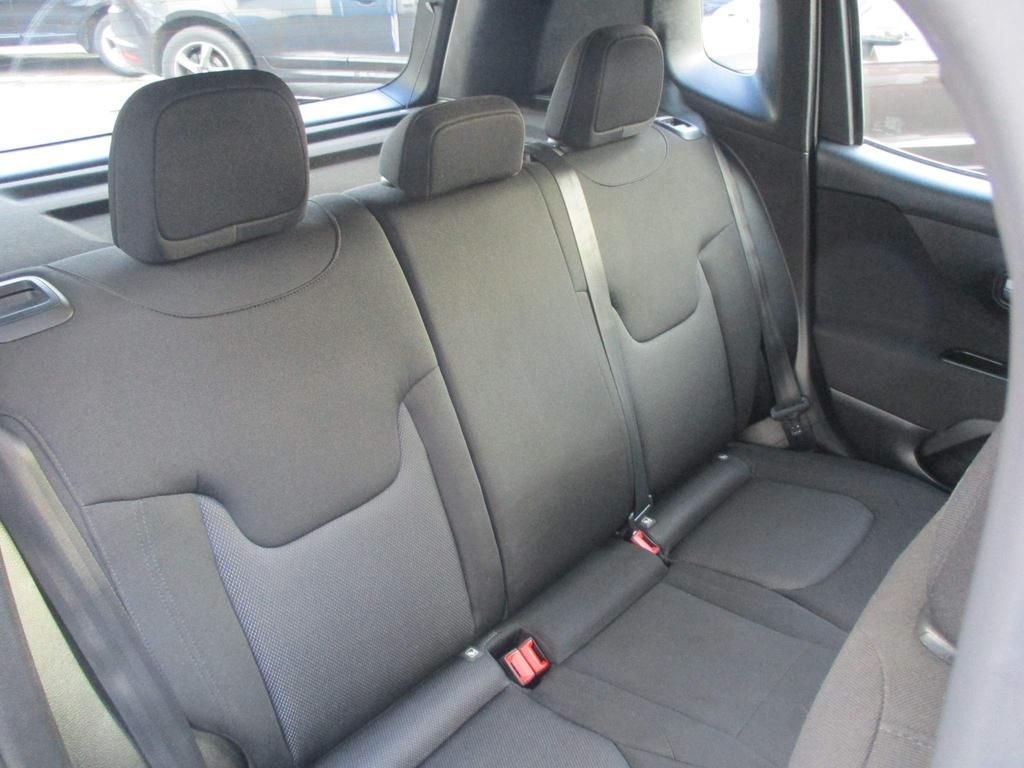 USED 2019 68 JEEP RENEGADE 1.0 LONGITUDE 5d 118 BHP 36500 MILES WITH FULL HISTORY