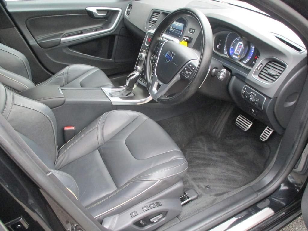 USED 2015 64 VOLVO V60 1.6 T4 R-DESIGN 5d 177 BHP GREAT SPECIFICATION