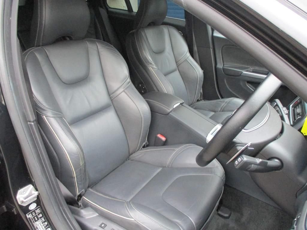 USED 2015 64 VOLVO V60 1.6 T4 R-DESIGN 5d 177 BHP GREAT SPECIFICATION