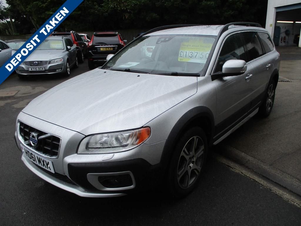 USED 2011 61 VOLVO XC70 2.4 D5 SE LUX AWD 5d 212 BHP LOW MILEAGE WITH FSH !!
