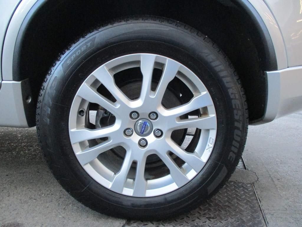 USED 2012 12 VOLVO XC90 2.4 D5 SE LUX AWD 5d 200 BHP ONLY 55000 MILES