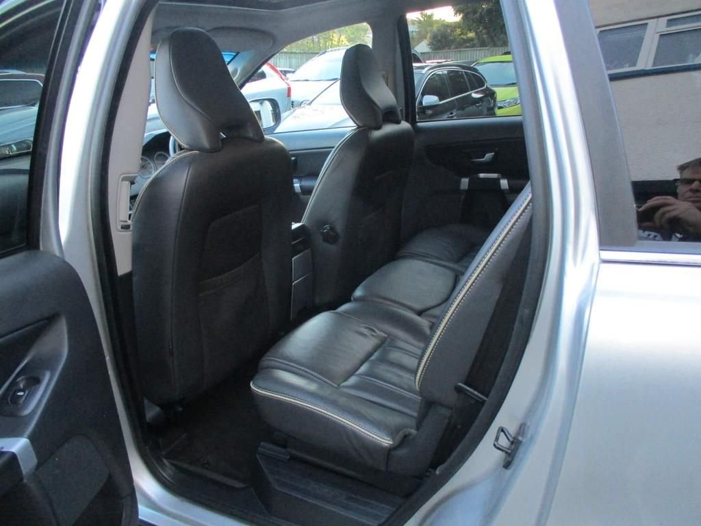 USED 2012 12 VOLVO XC90 2.4 D5 SE LUX AWD 5d 200 BHP ONLY 55000 MILES