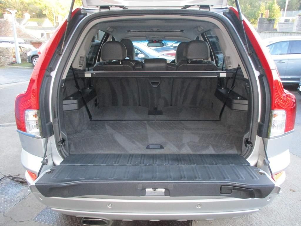 USED 2012 12 VOLVO XC90 2.4 D5 SE LUX AWD 5d 200 BHP ONLY 55000 MILES